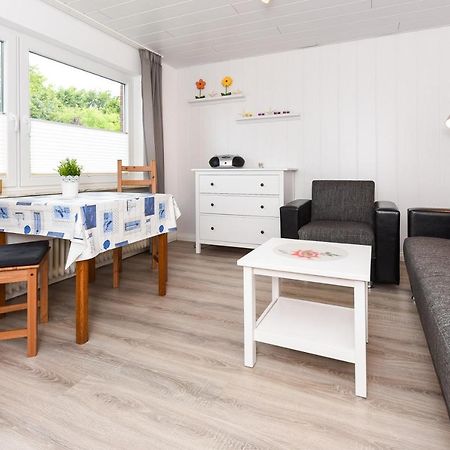 Ferienwohnungen Im Haus Waterkant Нойхарлингерзийл Екстериор снимка