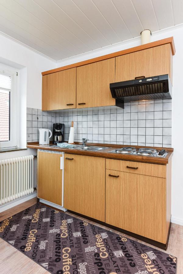 Ferienwohnungen Im Haus Waterkant Нойхарлингерзийл Екстериор снимка