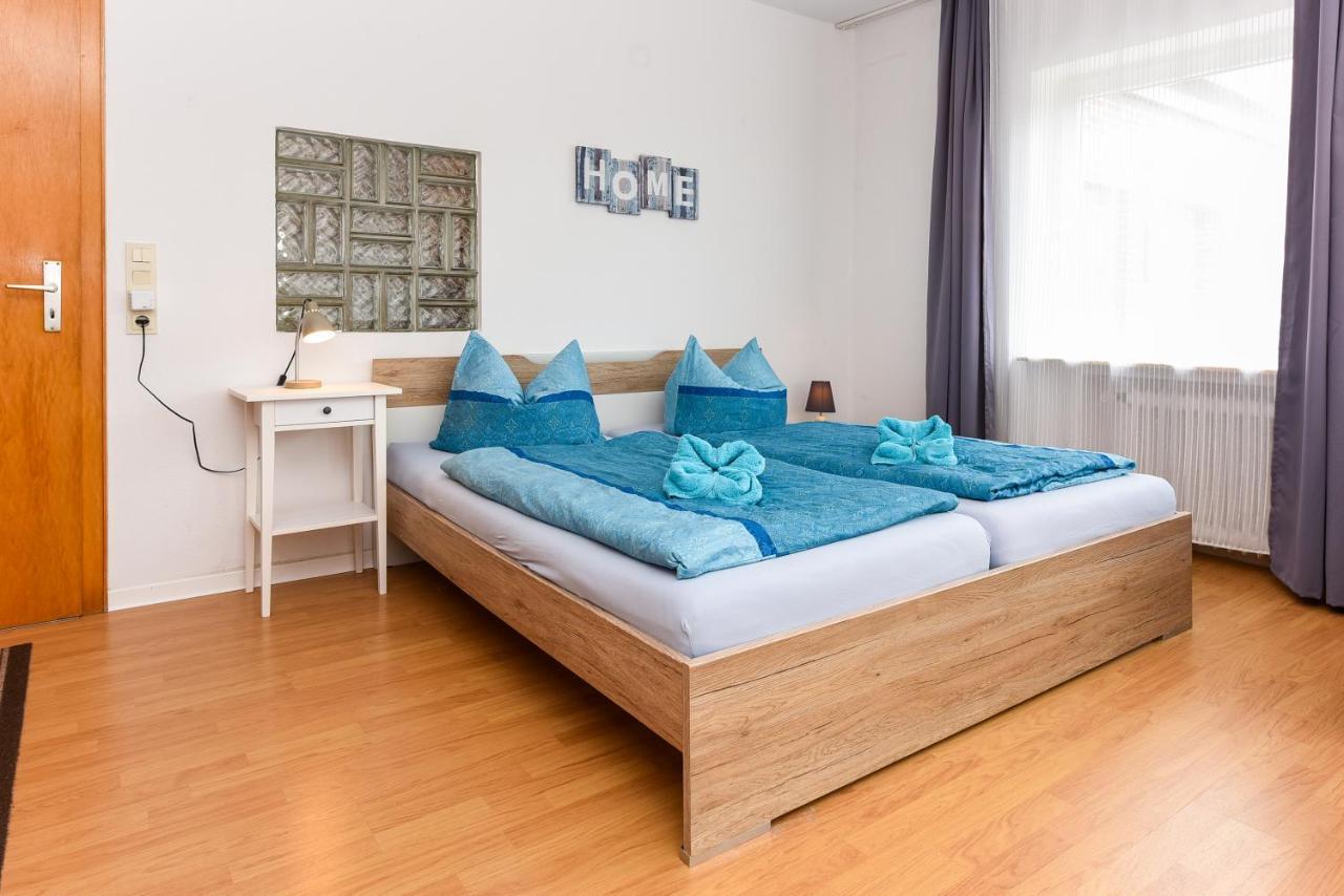Ferienwohnungen Im Haus Waterkant Нойхарлингерзийл Екстериор снимка
