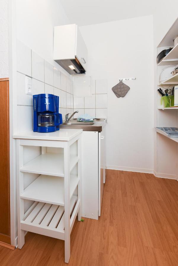 Ferienwohnungen Im Haus Waterkant Нойхарлингерзийл Екстериор снимка